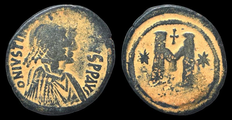 Justiniano I - Follis - 527-565 d.C