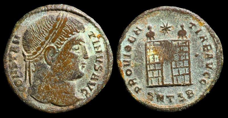 Constantino I - Moeda Romana Imperial - Nummus - Tessalônica - 326-328 d.C