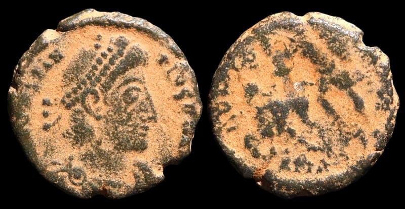 Constâncio II - Follis - 337-361 d.C
